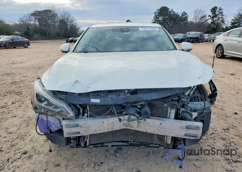 2019 Nissan Altima Platinum from USA, damaged, VIN 1N4BL4FV5KC114092